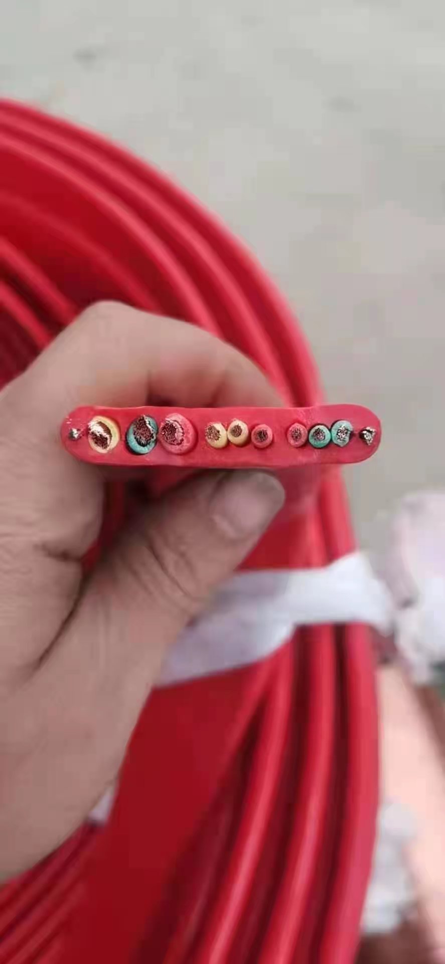  移动柔软耐磨不开裂抗拉扁电缆