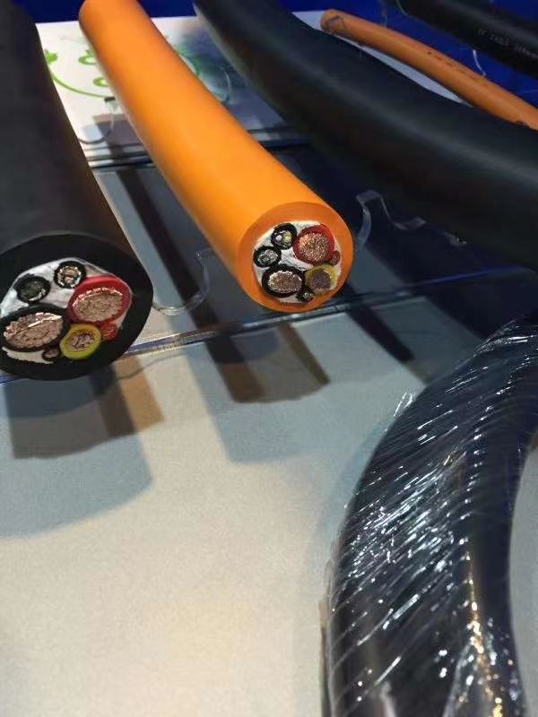 PVC聚氯乙烯聚氨酯(PUR)外护套卷筒电缆