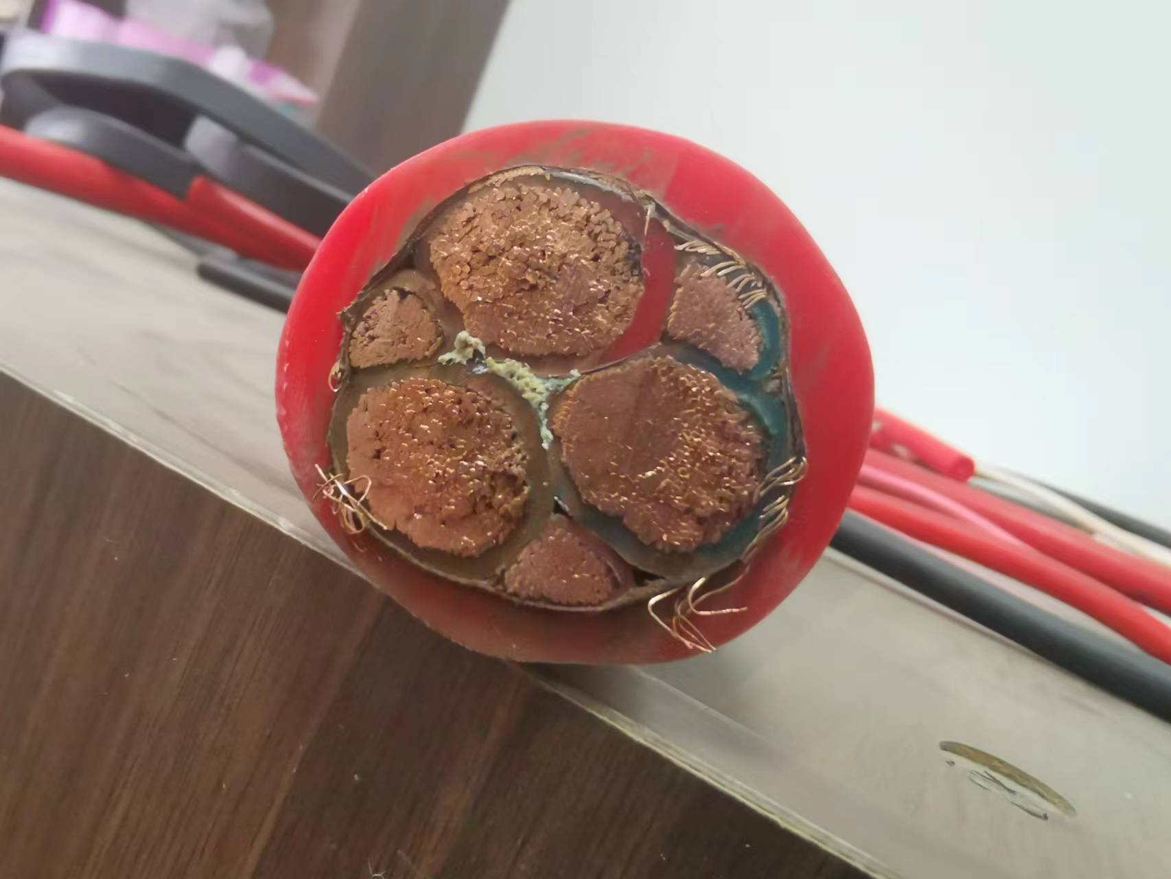 YGC硅橡胶软电缆